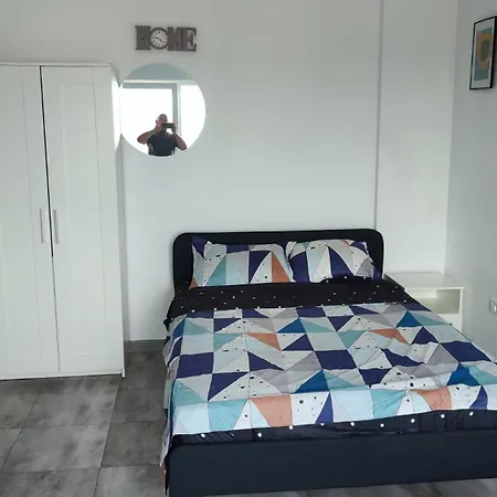 Rainbow Apartment *